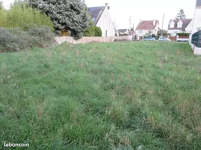 Terrain à bâtir, 1 074 m²