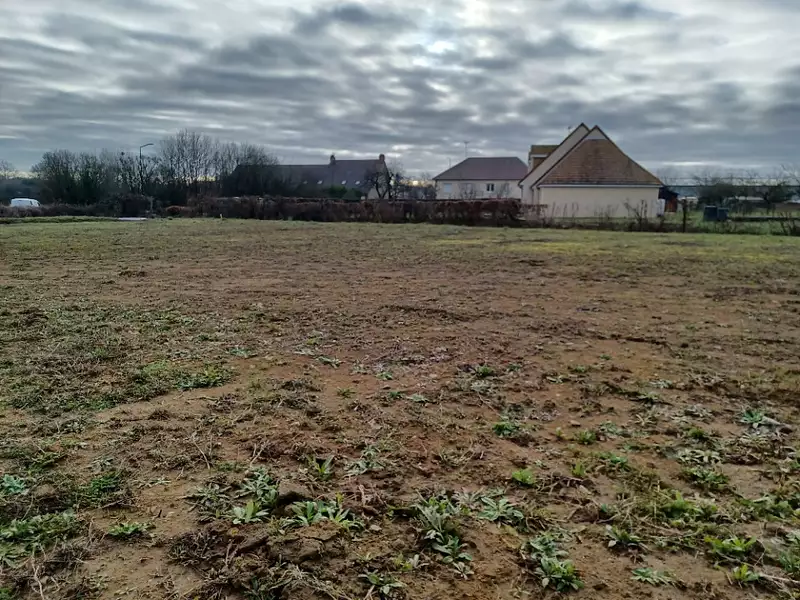 Terrain à bâtir, 480 m² - Fresnay-sur-Sarthe (72130)
