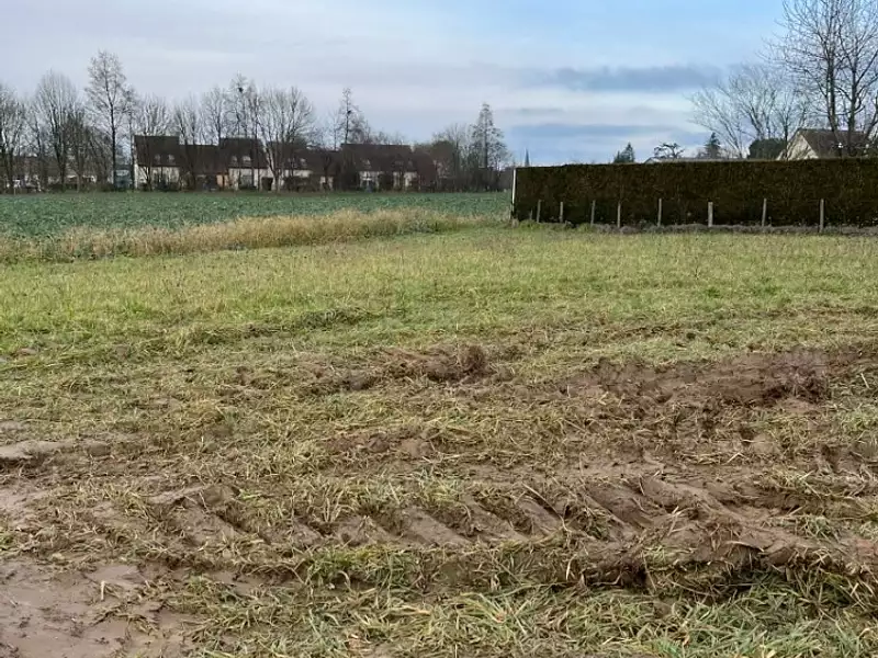 Terrain à bâtir, 389 m² - Saint-Rémy-des-Monts (72600)