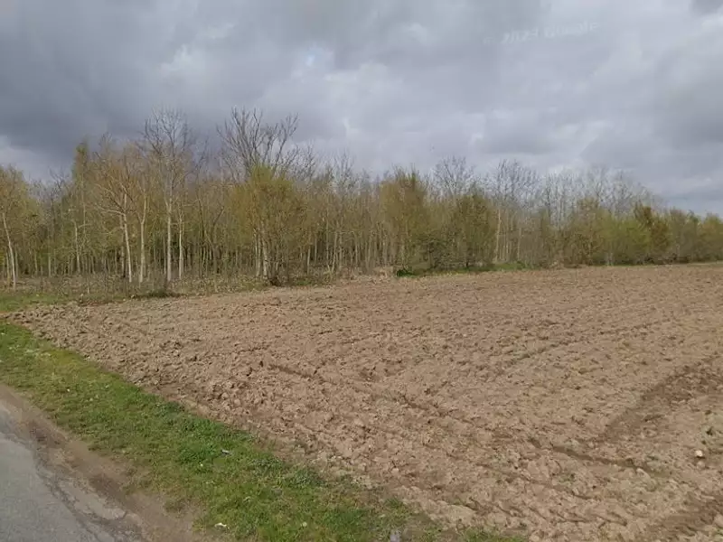 Terrain à bâtir, 400 m² - Saint-Péravy-la-Colombe (45310)
