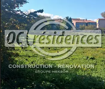 Terrain à bâtir, 1 561 m²