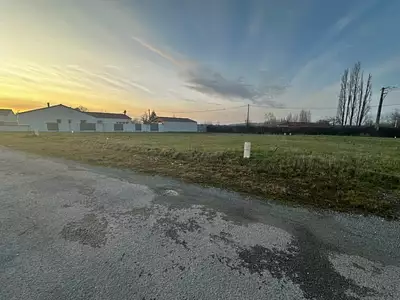 Terrain à bâtir, 801 m²