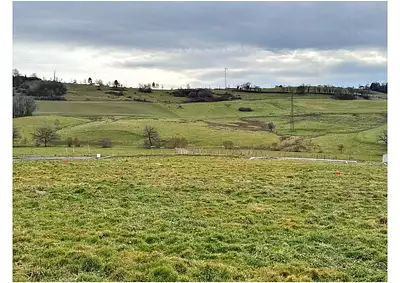 Terrain à bâtir, 765 m²