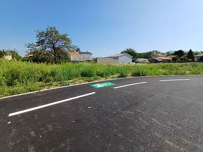 Terrain à bâtir, 584 m²