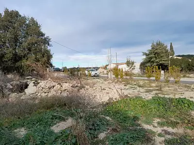 Terrain à bâtir, 360 m²