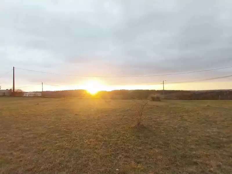 Terrain à bâtir, 2 400 m² - Saint-Astier (24110)