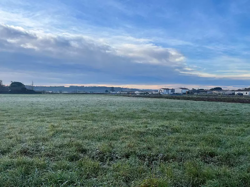 Terrain à bâtir, 404 m² - Lagrave (81150)