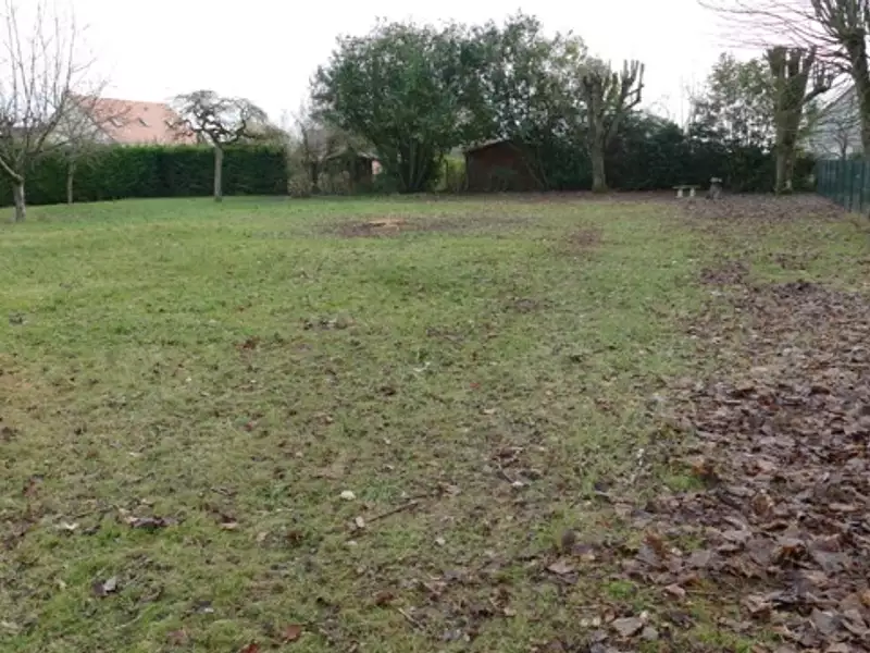 Terrain à bâtir, 1 100 m² - Courtempierre (45490)