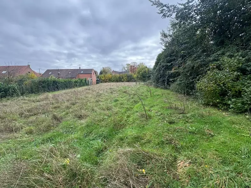 Terrain à bâtir, 1 100 m² - Elesmes (59600)