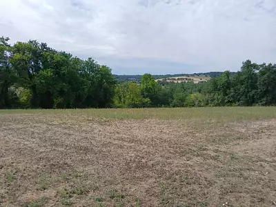 Terrain à bâtir, 23 620 m²