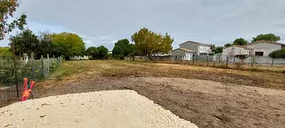 Terrain à bâtir, 1 043 m²