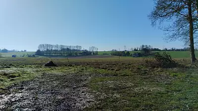 Terrain à bâtir, 2 000 m²