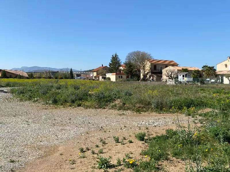 Terrain à bâtir, 786 m² - Ventavon (05300)