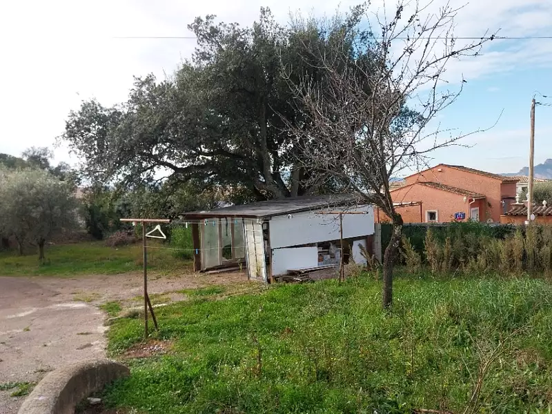 Terrain à bâtir, 460 m² - Puget-sur-Argens (83480)