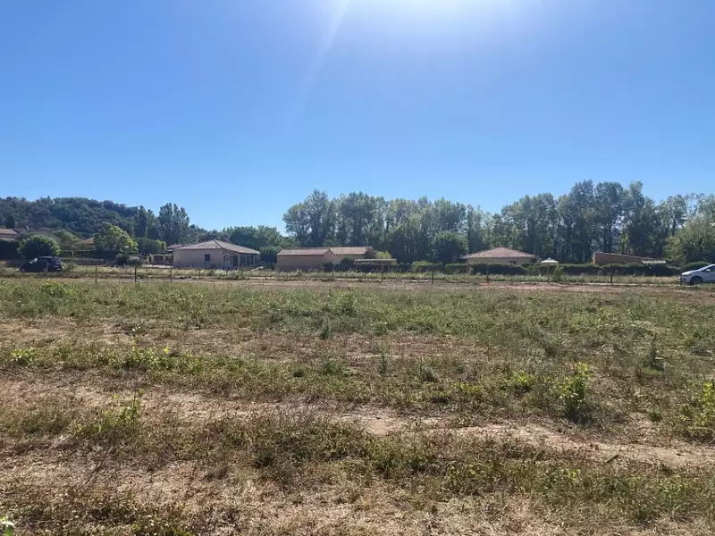 Terrain à bâtir, 1 534 m² - Vallon-Pont-d'Arc (07150)