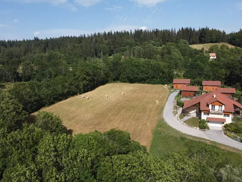 Terrain à bâtir, 740 m² - Gap (05000)