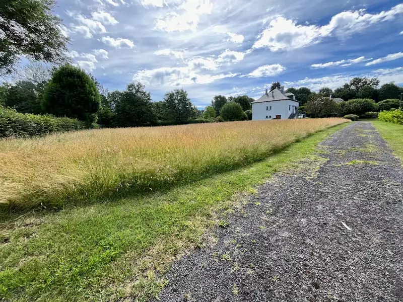 Terrain à bâtir, 1 100 m² - Ytrac (15130)