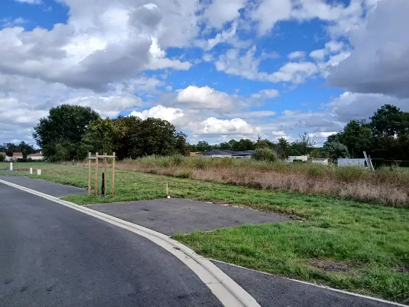 Terrain à bâtir, 1 535 m² - Marsac-sur-l'Isle (24430)