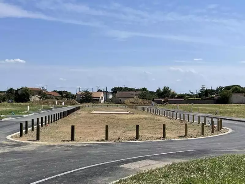 Terrain à bâtir, 440 m² - Saint-Clar-de-Rivière (31600)