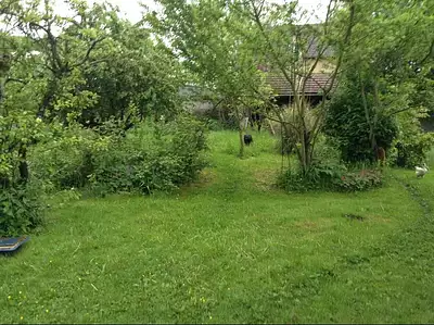 Terrain à bâtir, 672 m²