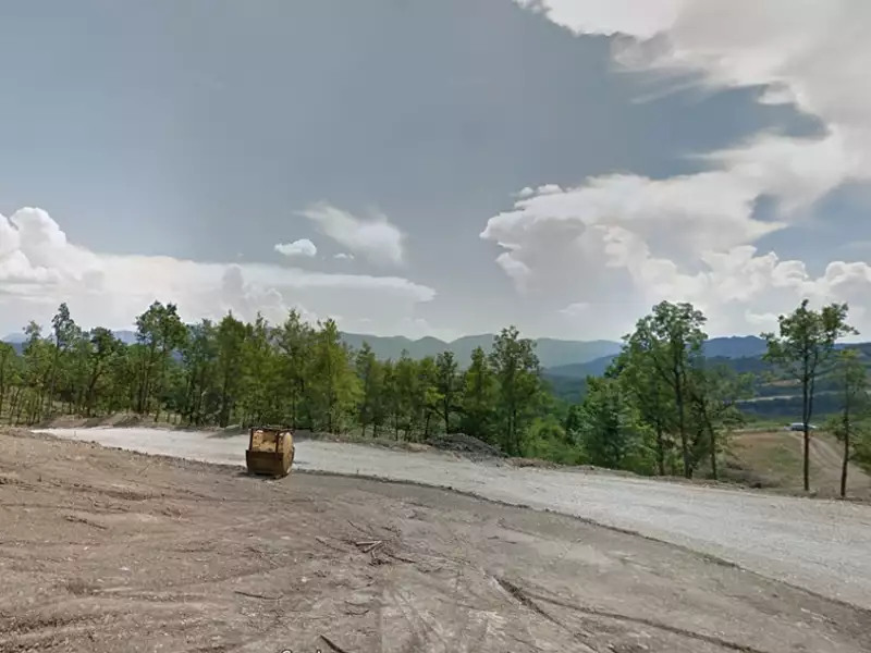 Terrain à bâtir, 800 m² - Pelleautier (05000)