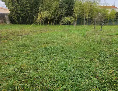Terrain à bâtir, 900 m²