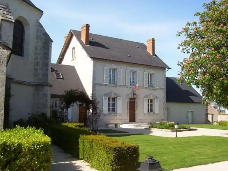 Terrain à bâtir, 640 m² - Baccon (45130)