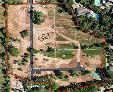 Terrain à bâtir, 1 500 m²