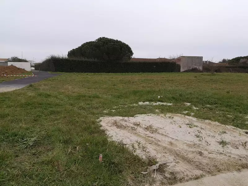 Terrain à bâtir, 329 m² - Saint-Palais-sur-Mer (17420)