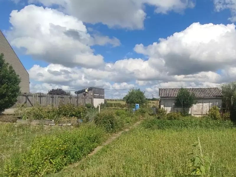 Terrain à bâtir, 884 m² - Solesmes (59730)