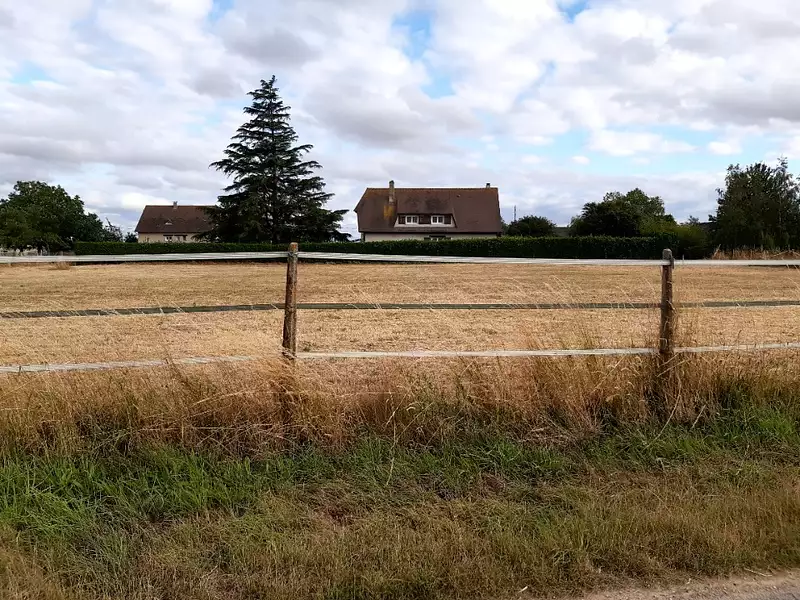 Terrain à bâtir, 1 000 m² - Le Neubourg (27110)