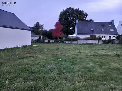 Terrain à bâtir, 361 m²