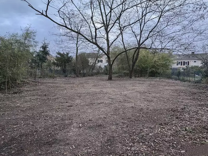 Terrain à bâtir, 600 m² - Vernouillet (78540)