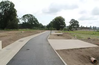 Terrain à bâtir, 650 m²