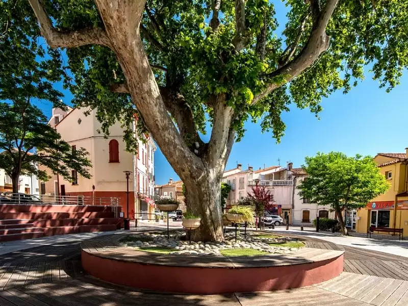 Terrain à bâtir, 402 m² - Bages (66670)