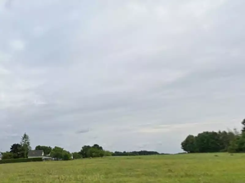 Terrain à bâtir, 652 m² - Beaumont-Louestault (37360)