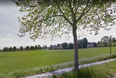 Terrain à bâtir, 1 100 m²