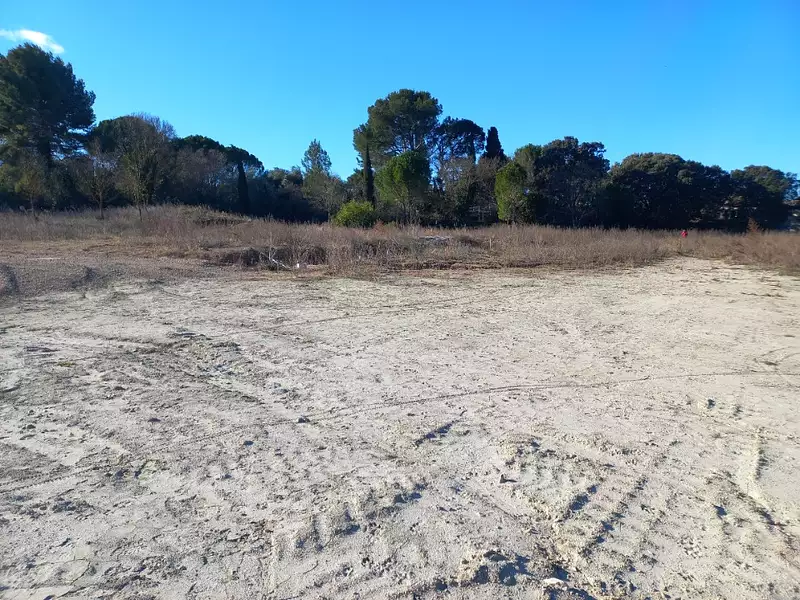 Terrain à bâtir, 340 m² - Montagnac (34530)