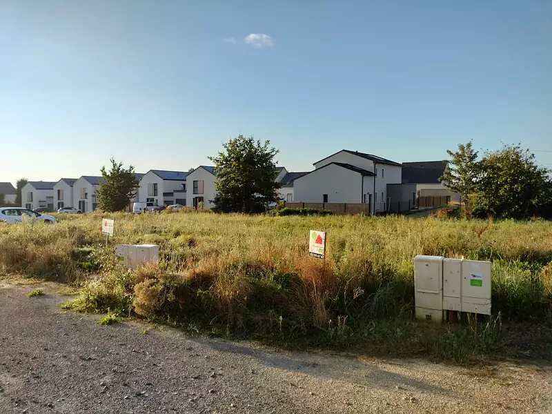 Terrain à bâtir, 360 m²