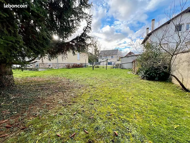 Terrain à bâtir, 406 m² - Brie-Comte-Robert (77170)