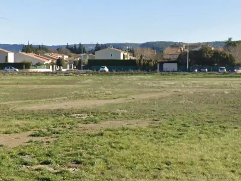 Terrain à bâtir, 388 m² - Peyrolles-en-Provence (13860)