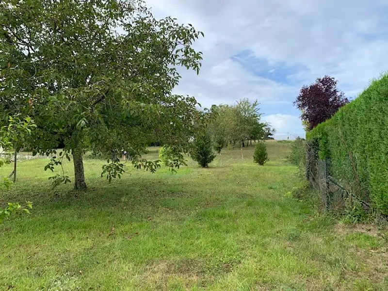 Terrain à bâtir, 420 m² - Druye (37190)