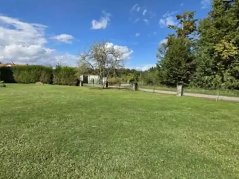 Terrain à bâtir, 851 m² - Rueil-Malmaison (92500)