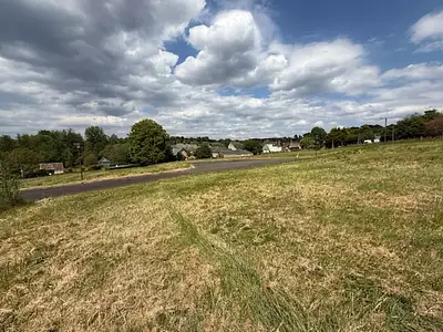 Terrain à bâtir, 686 m²