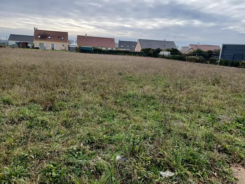 Terrain à bâtir, 580 m² - Mer (41500)