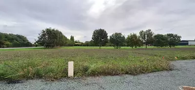 Terrain à bâtir, 359 m²