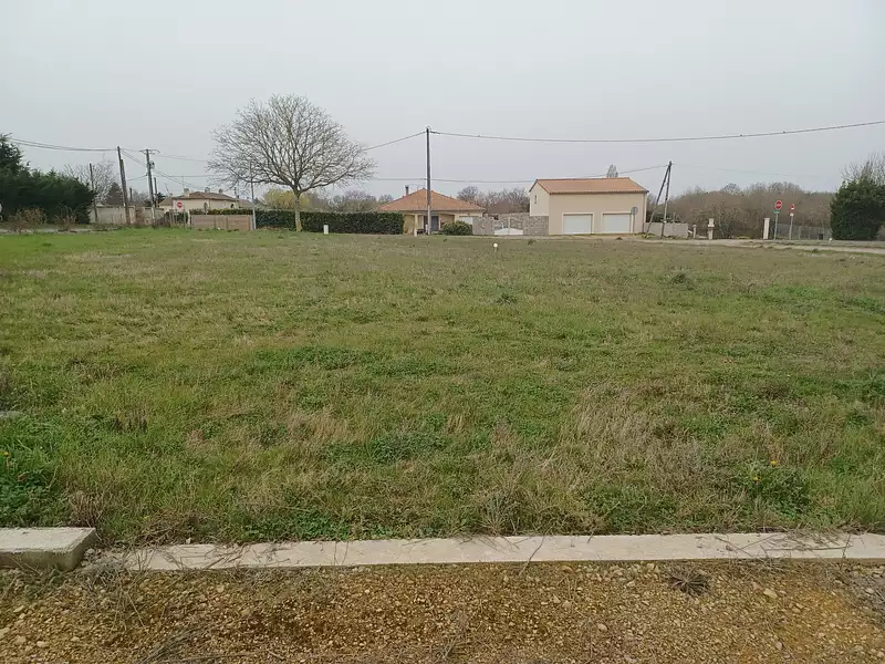 Maison neuve, 82 m² - Neuville-de-Poitou (86170)
