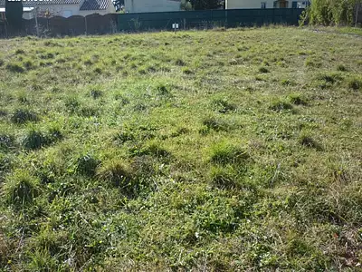 Terrain à bâtir, 680 m²