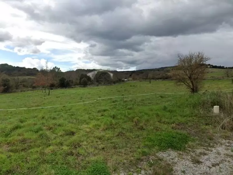 Terrain à bâtir, 2 000 m² - Montolieu (11170)