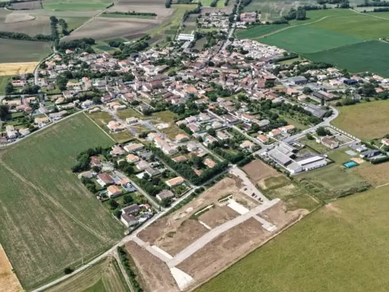 Maison neuve, 110 m² - Ballon (17290)